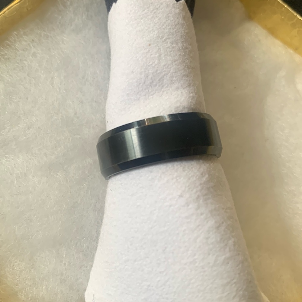 Tungsten ring size 11.5